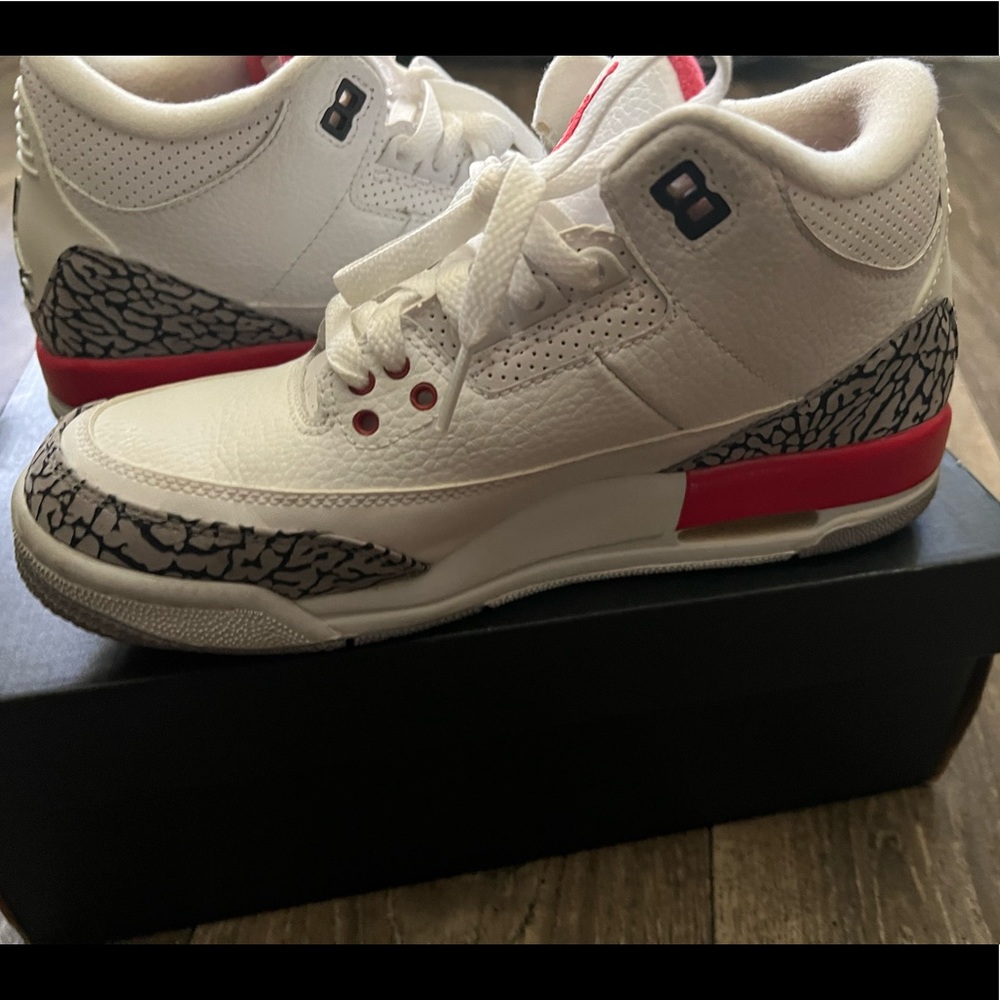 Air Jordan Hall of Fame 3s, GS, 5.5 boys, 7 in Women